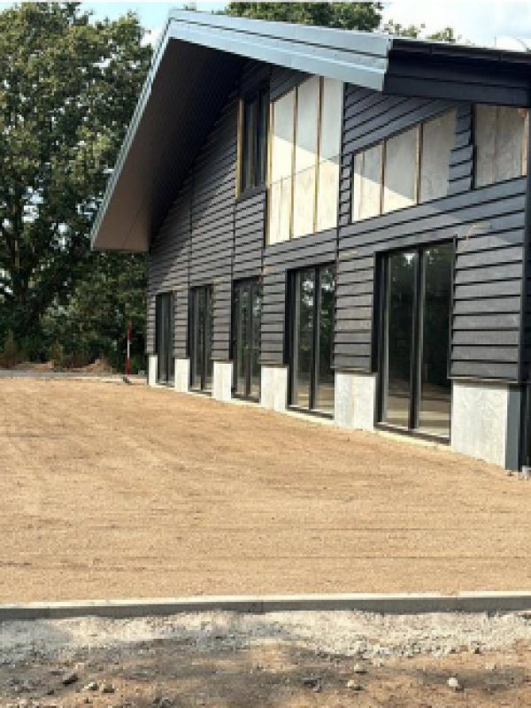 Fly With Me B.V Stables